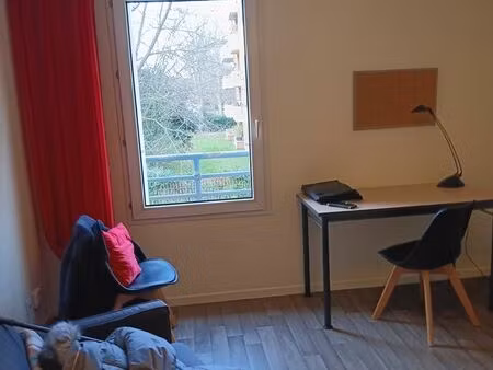 quartier compans caffarelli immeuble recent asm moderne ascenseur sur rue calme studio ave