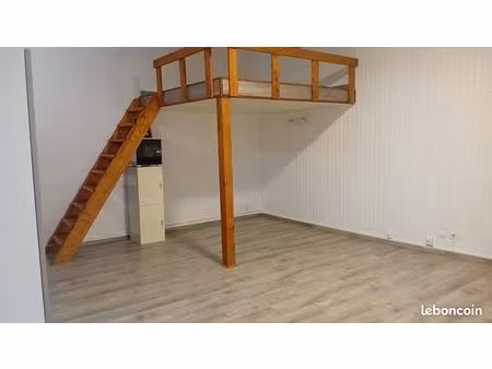 studio non meublé 31 m²
