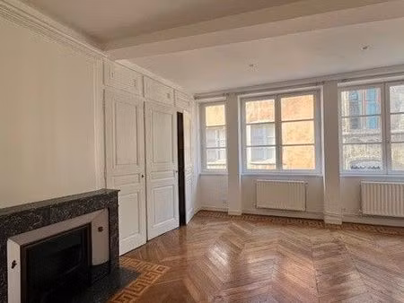 appartement 2 pièces 70 m²