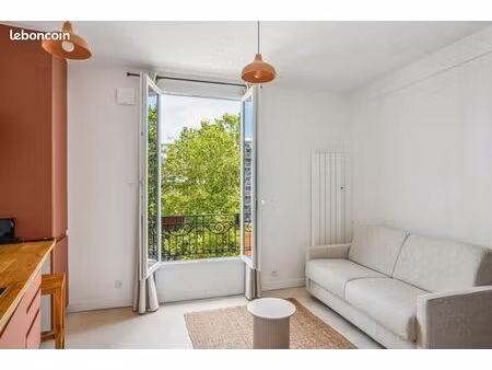 beau studio entièrement rénové uniquement disponible du 8 fevrier au 22 mars