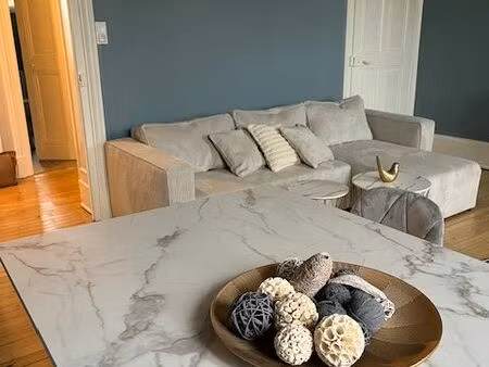 superbe t3 meublé à 2mn gare meximieux