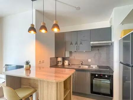 location appartement 2 pièces 40 m² à courbevoie (92400)