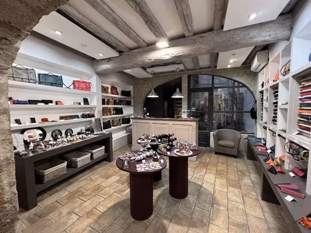 vente locaux professionnels 4 pièces 85 m² à pezenas (34120)  65 000 €