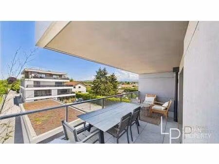 leman property veigy