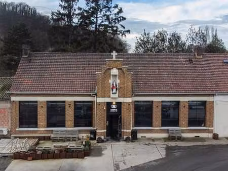 immeuble polyvalent entièrement rénové