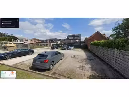 parkeerplaats in tisselt