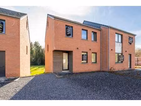 maison neuve 3ch avec grandes caves  terrasse et jardin