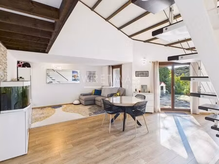 maison familial avec piscine dans une domaine privé - valbonne