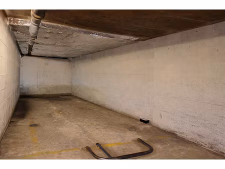 vente parking à saint-cloud (92210)  24 000 €