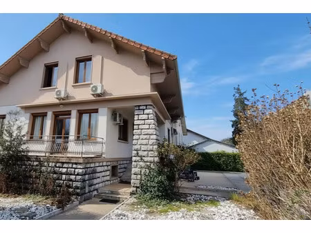 vente locaux professionnels 10 pièces 240 m² à aix-les-bains (73100)  670 000 €