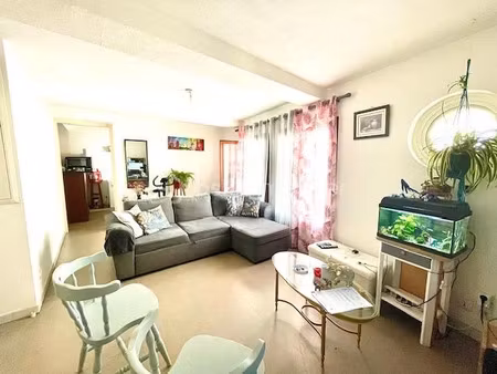 vente immeuble 6 pièces 117 m² à elne (66200)  179 000 €