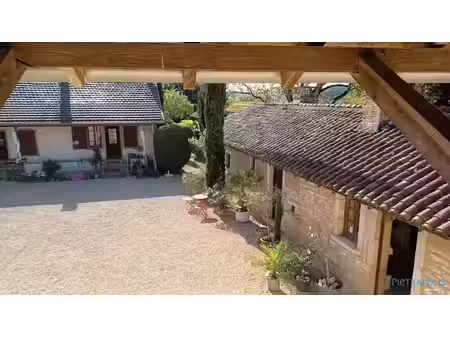 vente immeuble 299 m² à la genête (71290)  458 000 €