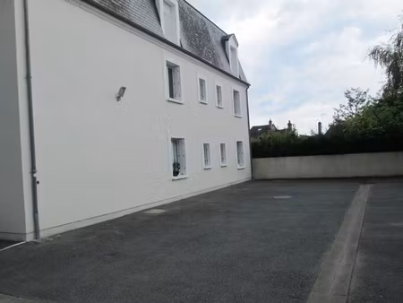 location appartement 2 pièces 36 m² à romorantin-lanthenay (41200)  396 €