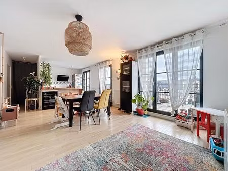 duplex 4 pieces / balcon / 2 parkings