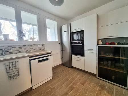 vente appartement 4 pièces  73.00m²  nantes