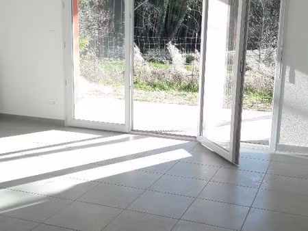 a vendre - appartement t2 de 45.40m² à saint vincent de tyros