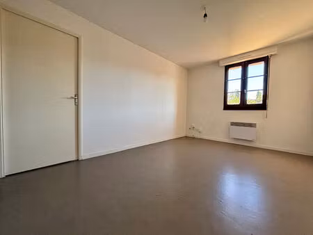 toulouse / minimes-canal du midi : appartement t2 en rdc // vendu libre