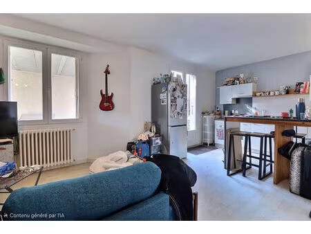 immeuble de rapport - 3 appartements avec terrasses  jardins  caves et garage - centre bar