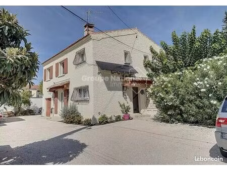 villa 5 chambres  calme garantie  lycée  collège et école primaire à 2 pas