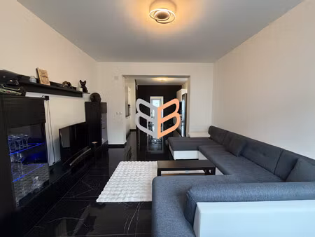 maison rénovée sur les hauteurs du village