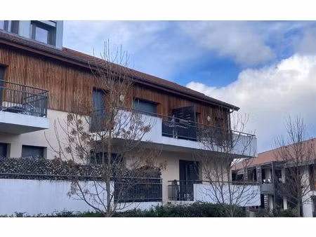 location appartement  m² t-2 à chens-sur-léman  1 100 €
