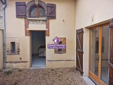 appartement 3 chambres avec cour privative