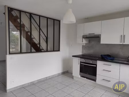 maison st macaire en mauges 3 pièce(s) 62 m2