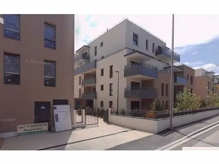 location maison  m² t-2 à thonon-les-bains  814 €