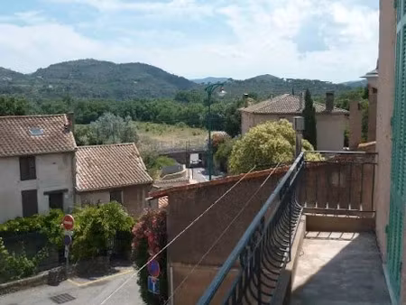 location appartement 2 pièces 50 m² à le muy (83490)  685 €