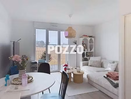 location appartement 2 pièces à carpiquet (14650) : à louer 2 pièces / 41m² carpiquet