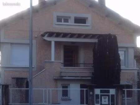 à louer f5 /peage de roussillon