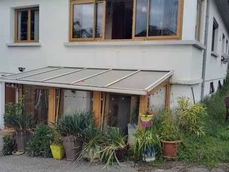 maison à louer région des lacs