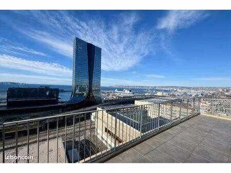duplex vue mer marseille 13002