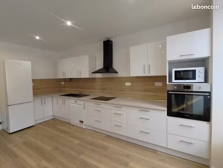 bel appartement rénové t5 en duplex de 105m²