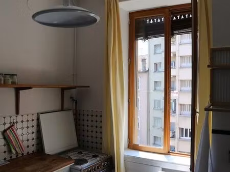 superbe t1 meublé au cœur de grenoble - idéal pour étudiant