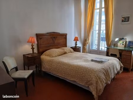 spacieux t2  rue calme  quartier réformés