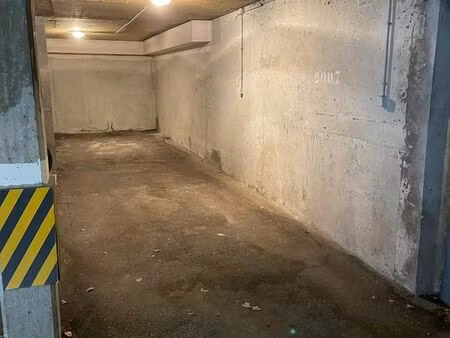 location box ouvert – sous-sol – 2 places en enfilade