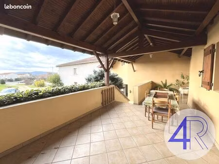 maison 7 pièces 213 m²