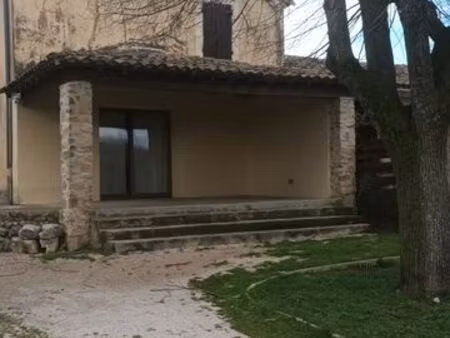 location maison mitoyenne en campagne t4