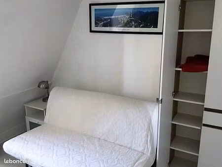 studio 2 pièces 15 m²