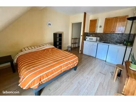 studio 2 pièces 22 m²