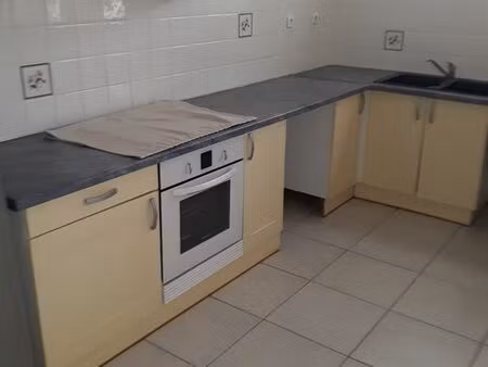 joli f3 a sainte anne