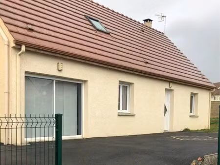 maison à louer sur la commune de chassemy 02