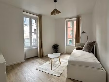 appartement meublé t1 rénové - hyper centre