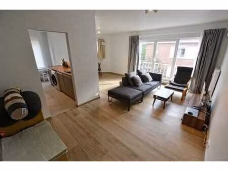 stockel : bel appartement lumineux  balcon  parking *