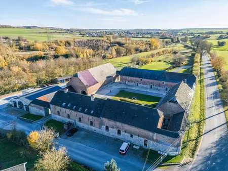 ensemble immobilier de caractère sur 5ha de terrain