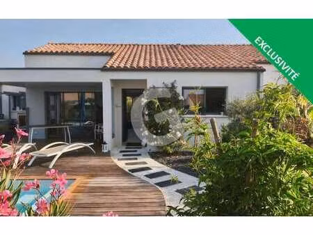 vente maison piscine à longeville-sur-mer (85560) : à vendre piscine / 100m² longeville-su