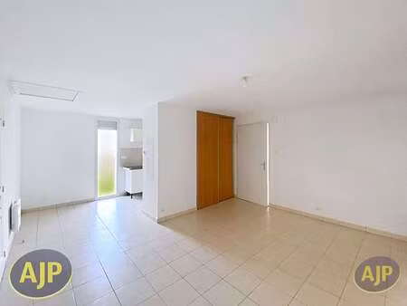 location appartement 2 pièces à sainte-luce-sur-loire (44980) : à louer 2 pièces / 50m² sa