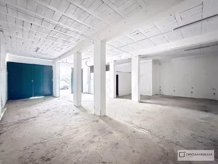 location locaux professionnels 121 m² à ajaccio (20000)  950 €