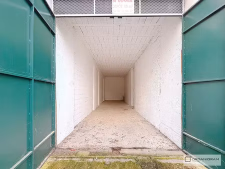 location locaux professionnels 38 m² à ajaccio (20000)  420 €